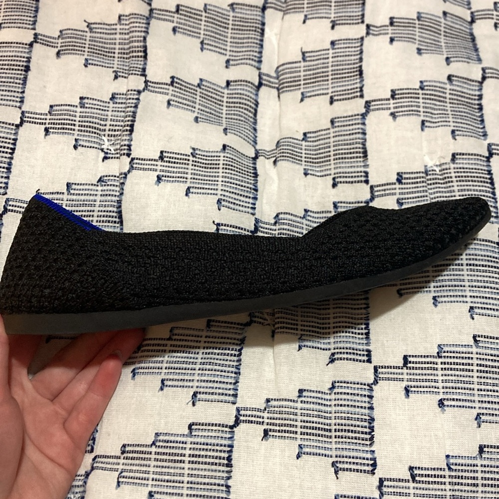 Size 7 Rothy’s pointed toe flats - Picture 2 of 4